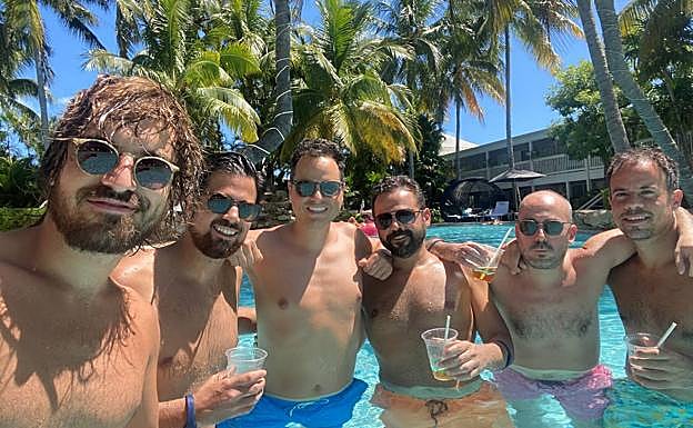 Imagen principal - «El 1 de junio mandan una guía a los ciudadanos que explica cómo actuar si hay huracanes»