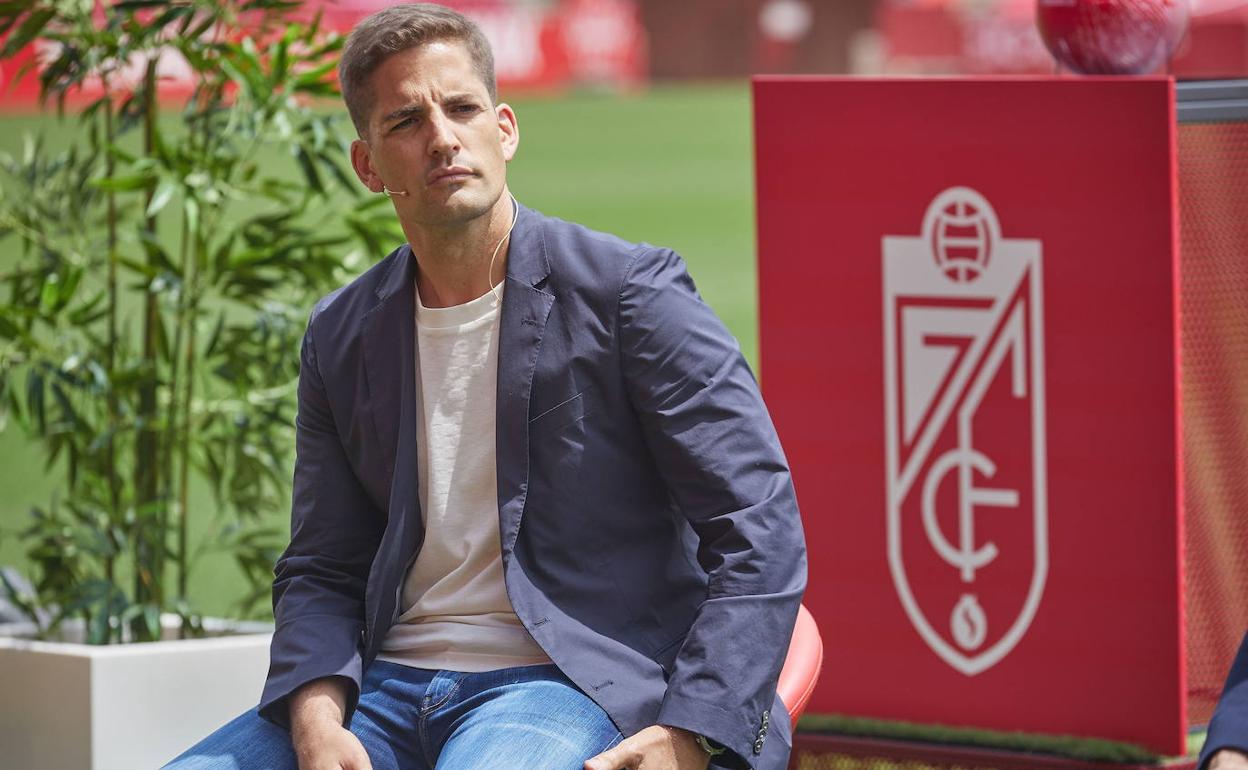 Robert Moreno, entrenador del Granada. 
