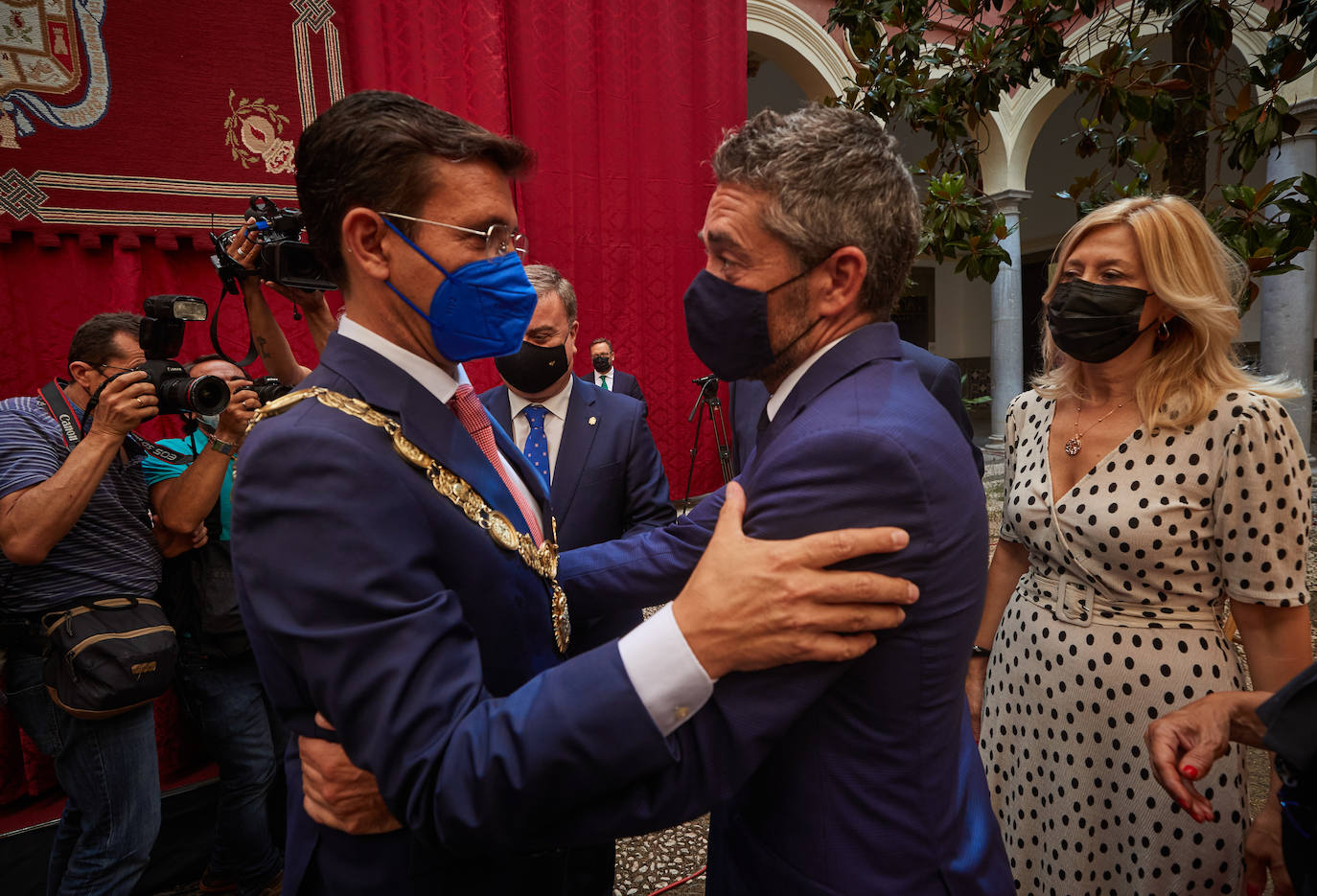 Todas las imágenes de una jornada histórica para Granada