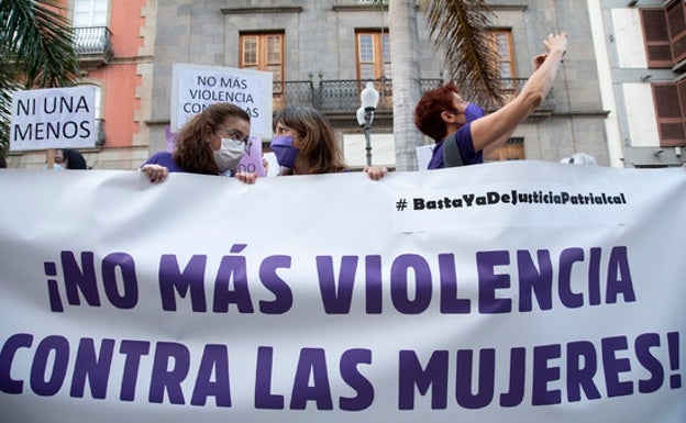 Manifestación feminista en Madrid contra todo tipo de agresiones sexuales. 