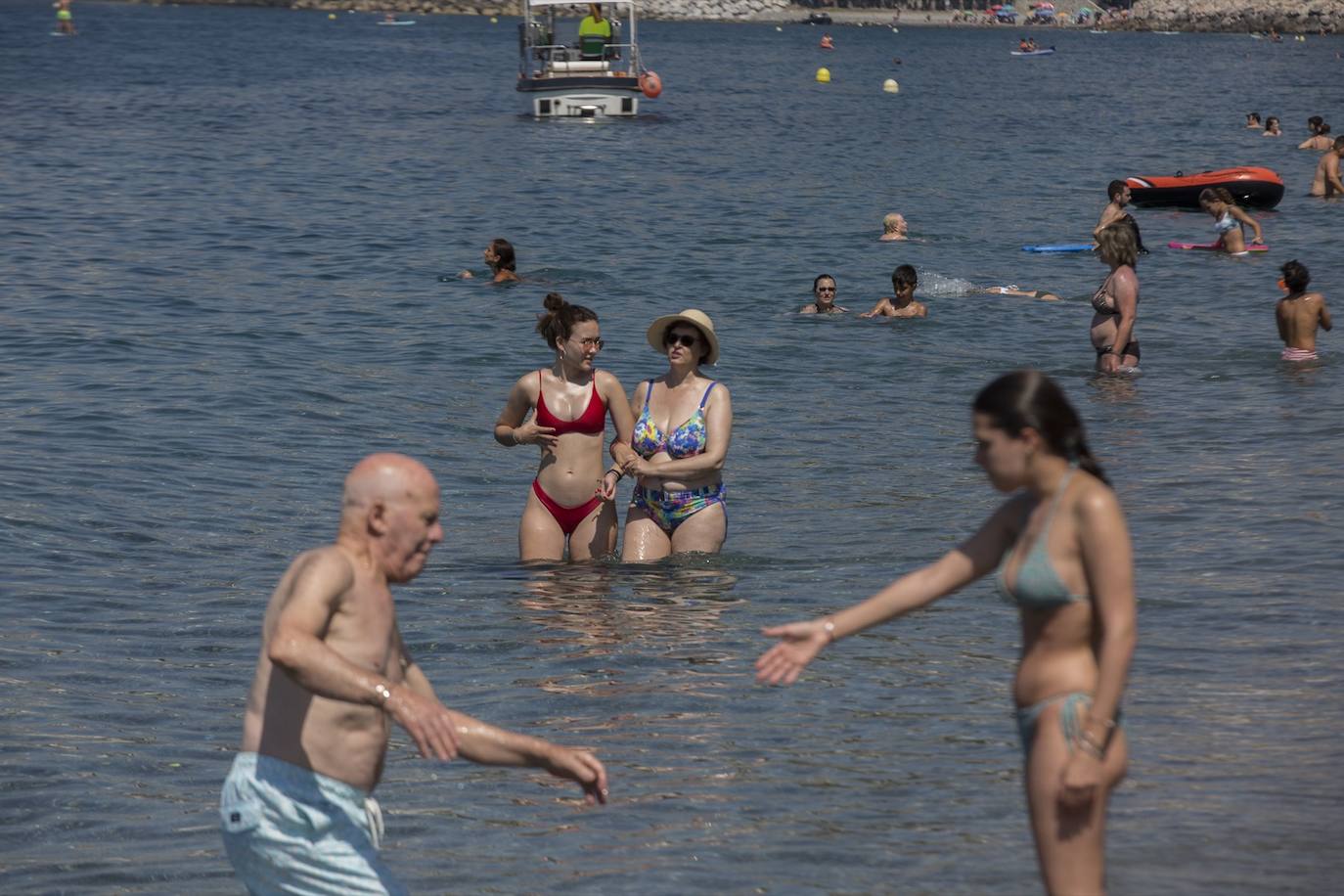 El litoral granadino se encuenta a mediados de julio con un ambiente estupendo y con unas cifras de ocupación esperanzadoras