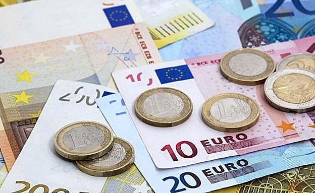 Detenido en Granada por un clan de 'mulas de dinero' que recibía fondos de estafas de toda Europa