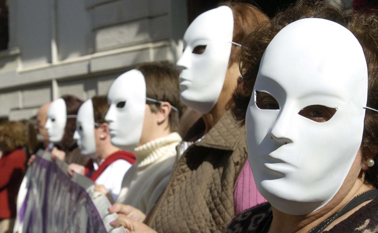 Una protesta en Granada contra la violencia machista