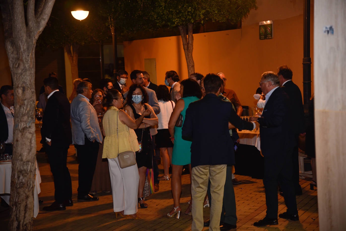 El Centro Cultural de Adra acogió este jueves una gala en la que se puso en valor al sector agroalimentario de la provincia de Almería