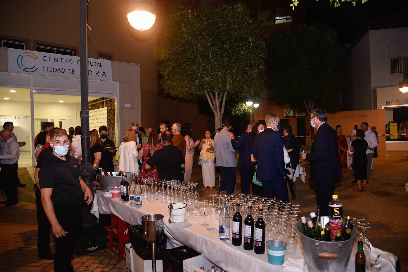 El Centro Cultural de Adra acogió este jueves una gala en la que se puso en valor al sector agroalimentario de la provincia de Almería