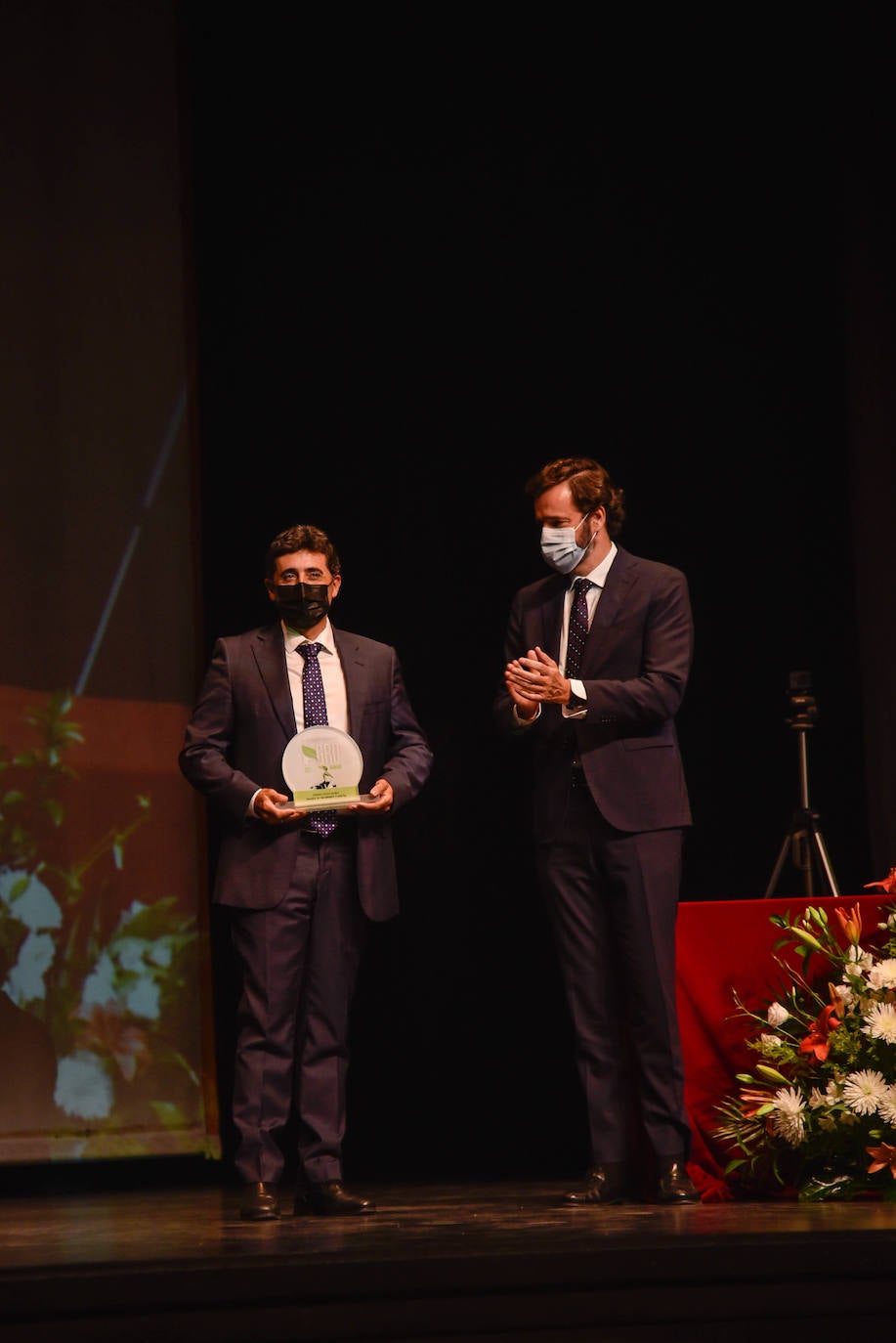 El Centro Cultural de Adra acogió este jueves una gala en la que se puso en valor al sector agroalimentario de la provincia de Almería