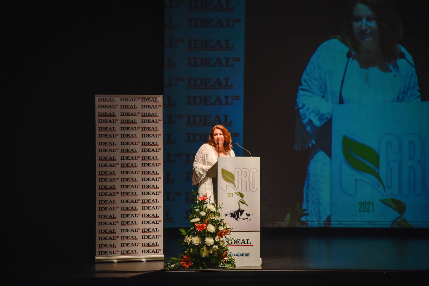 El Centro Cultural de Adra acogió este jueves una gala en la que se puso en valor al sector agroalimentario de la provincia de Almería