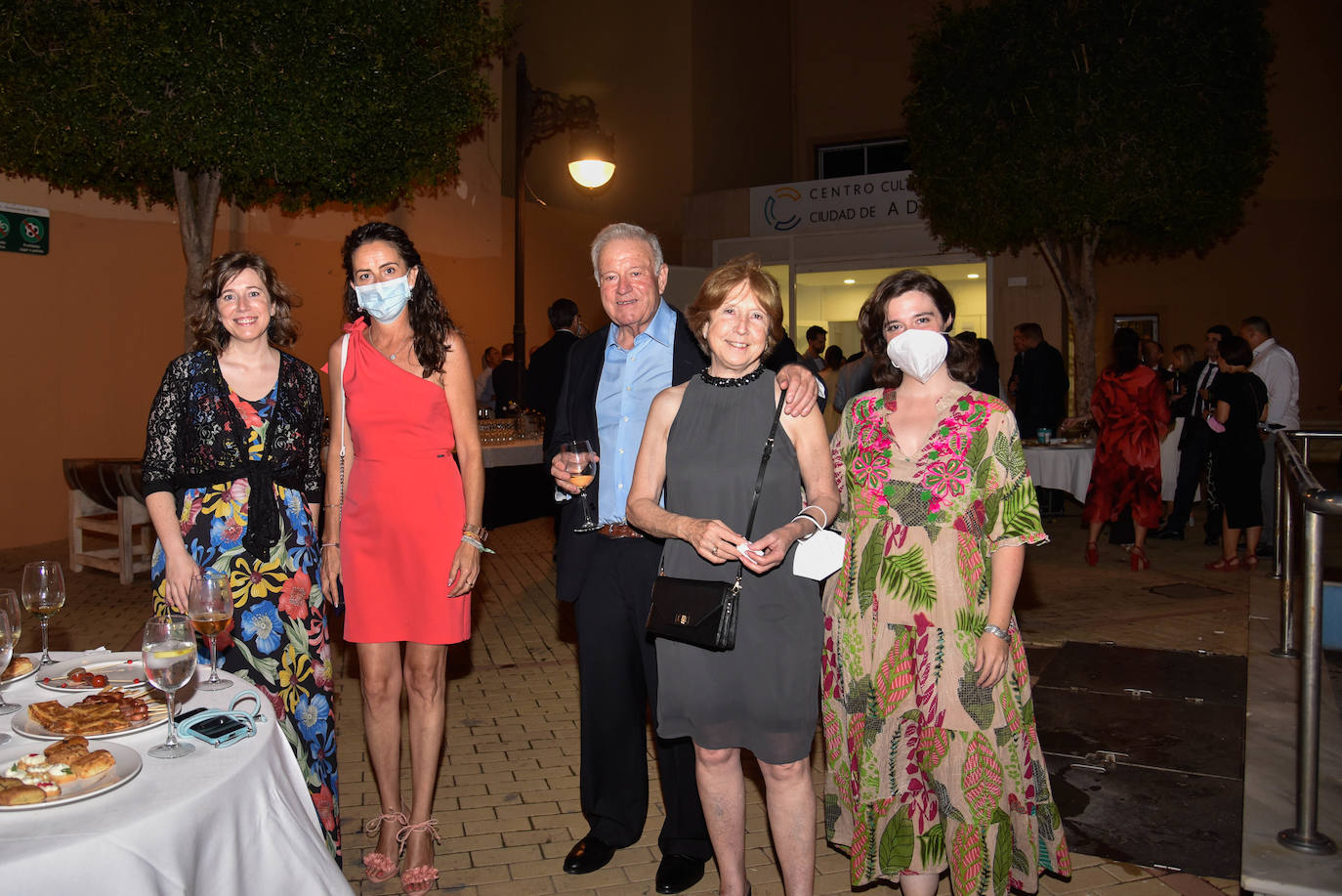 El Centro Cultural de Adra acogió este jueves una gala en la que se puso en valor al sector agroalimentario de la provincia de Almería