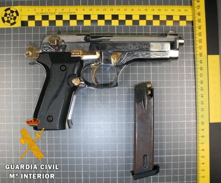 Una de las armas utilizadas para amenazar al secuestrado. 
