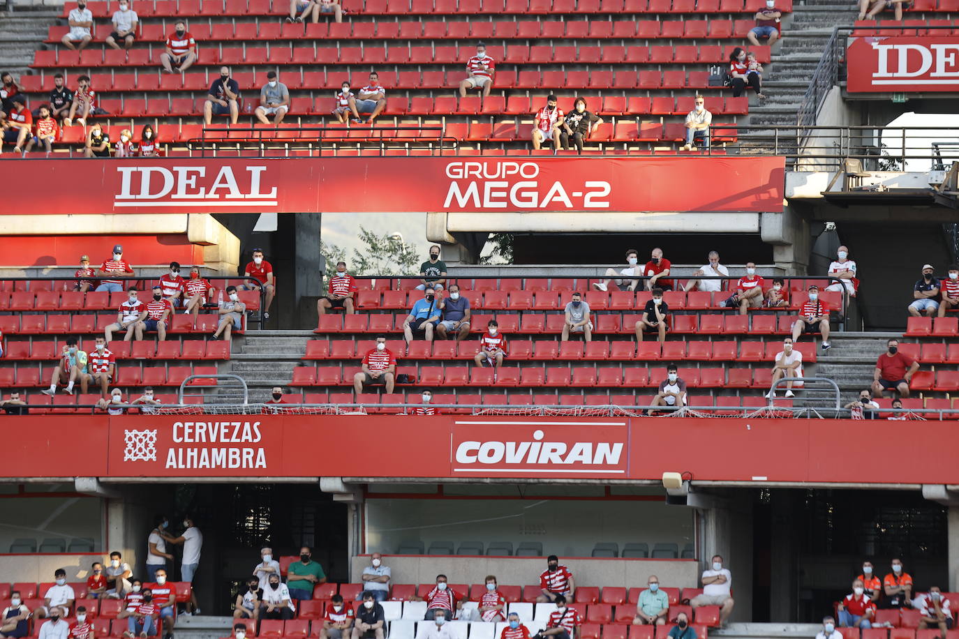 La afición vuelve a disfrutar de los partidos del Granada CF