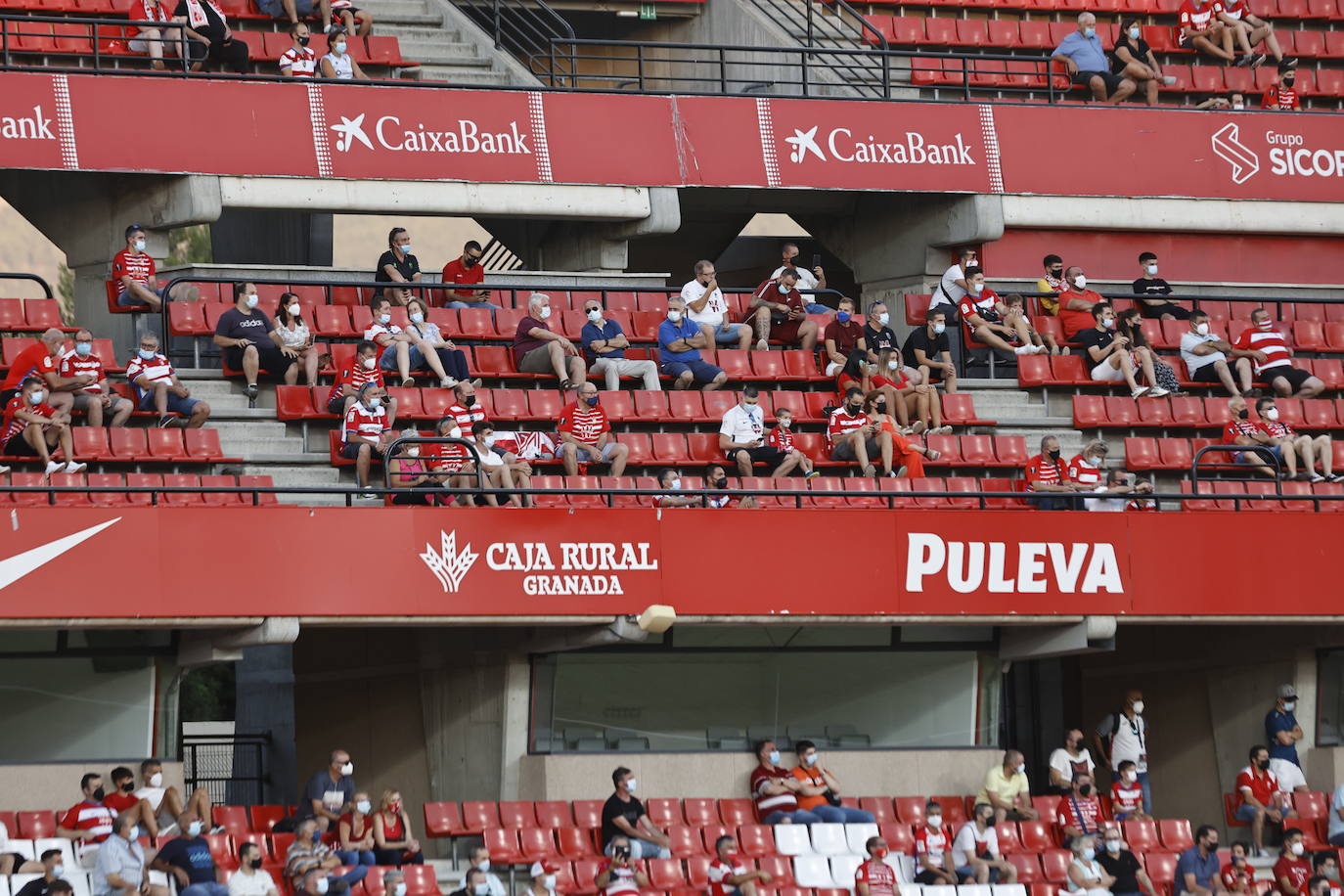 La afición vuelve a disfrutar de los partidos del Granada CF