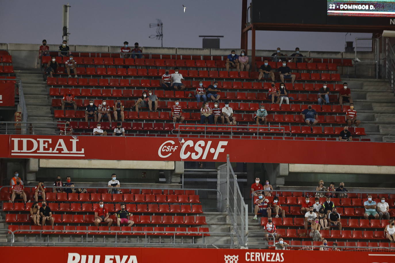 La afición vuelve a disfrutar de los partidos del Granada CF
