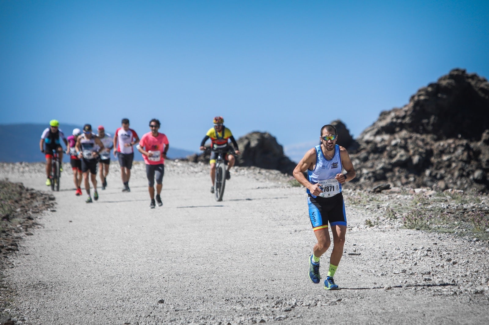 Los corredores han recorrido los 48,7 kilómetros entre Granada y el Veleta en la más emblemática carrera del calendario deportivo del verano en Sierra Nevada