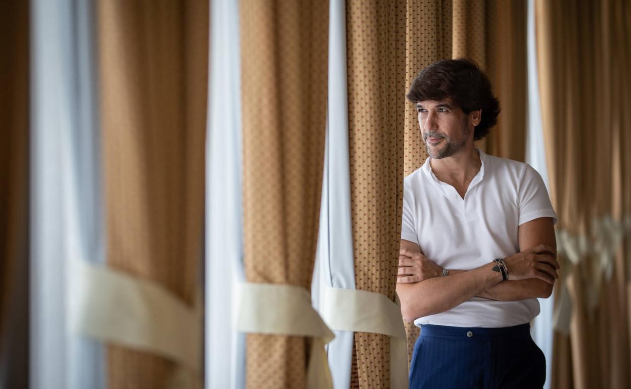 'El maleficio de la mariposa' cuenta con la colaboración especial de Manuel Lombo los jueves y los viernes. 