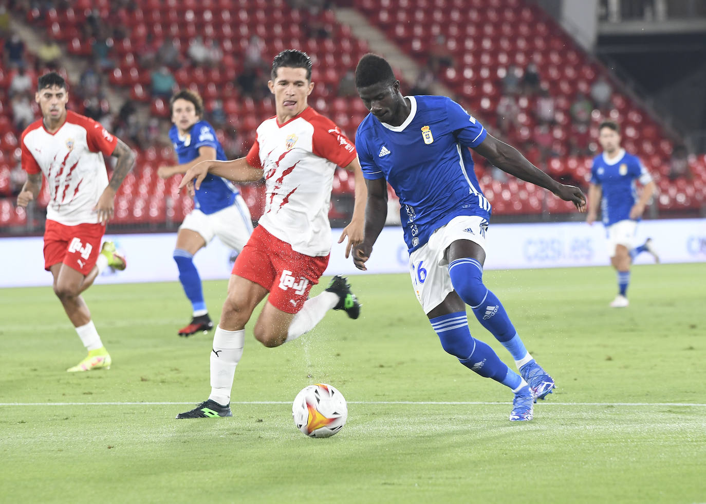 El Almería-Oviedo, en imágenes