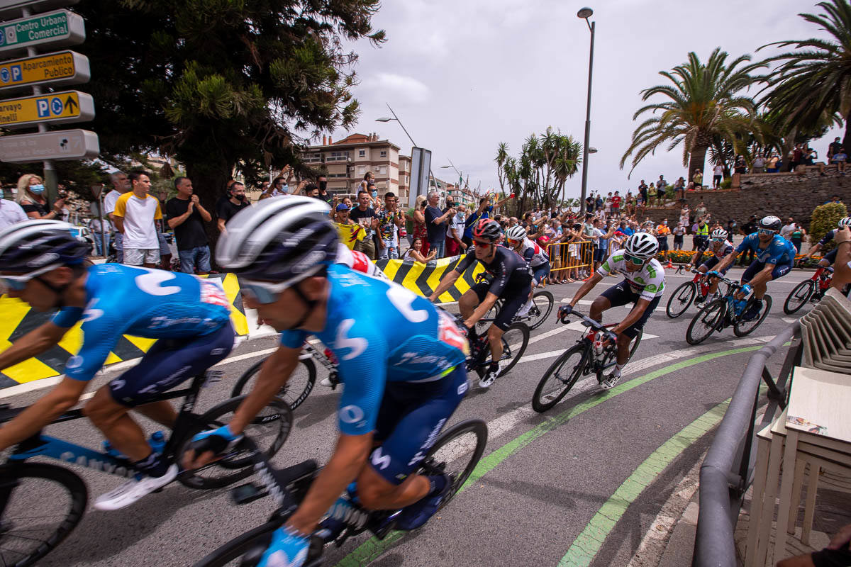Las mejores imágenes de la ronda discurriendo por la localidad costera
