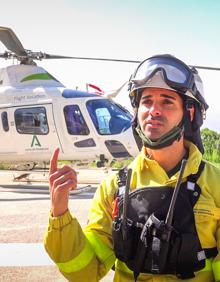 Imagen secundaria 2 - El personal del Infoca trabaja entre la adrenalina y la rapidez.