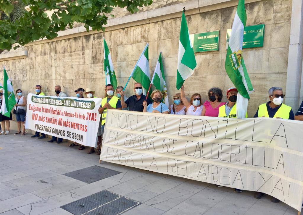 Protesta de la Asociación de los ríos Seco, Verde y Jate, que también estará representada en Madrid. 