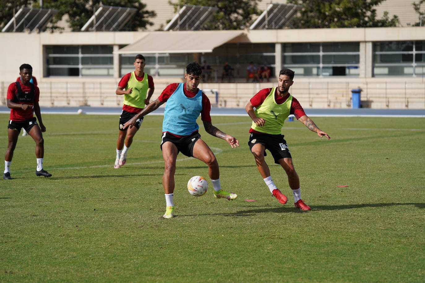 Fotos: Las imágenes del entrenamiento de la UD Almería