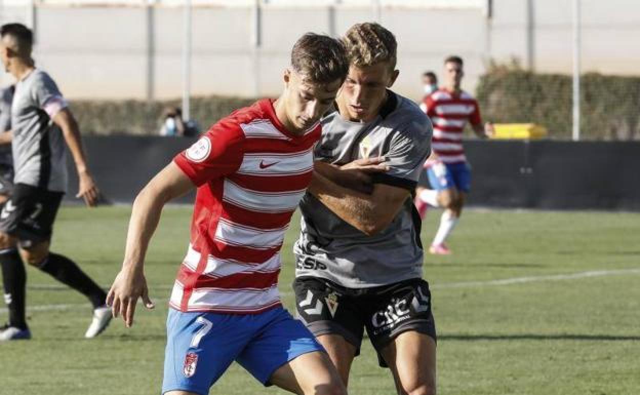 Dani Plomer no pudo marcar ante el Murcia pese a haber conseguido regresar a la titularidad. 