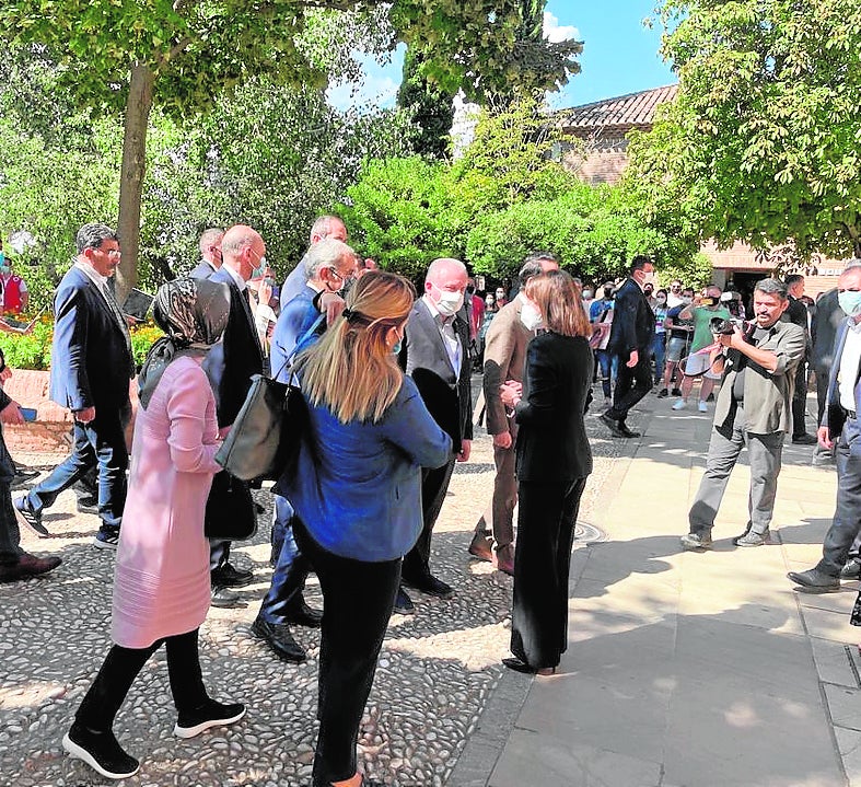 El presidente del Parlamento turco, en la Alhambra. 