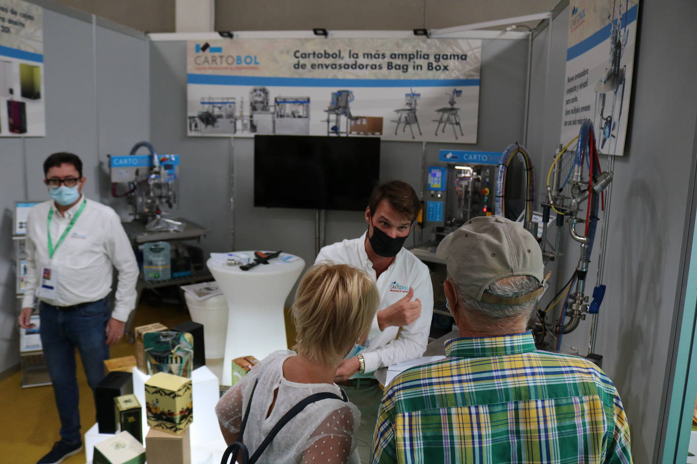 Primer día de Expoliva, marcado por la visita del Rey