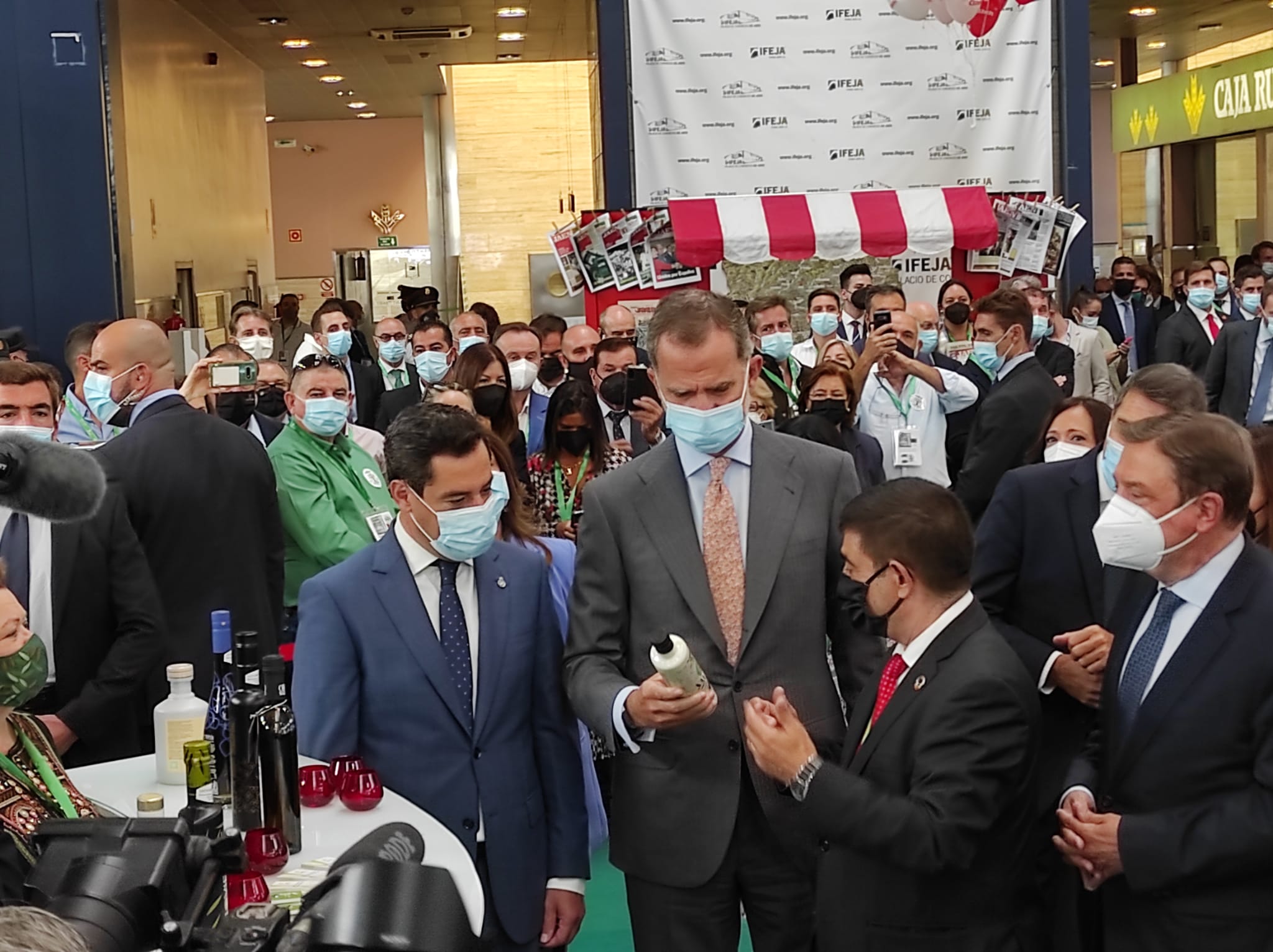 Primer día de Expoliva, marcado por la visita del Rey