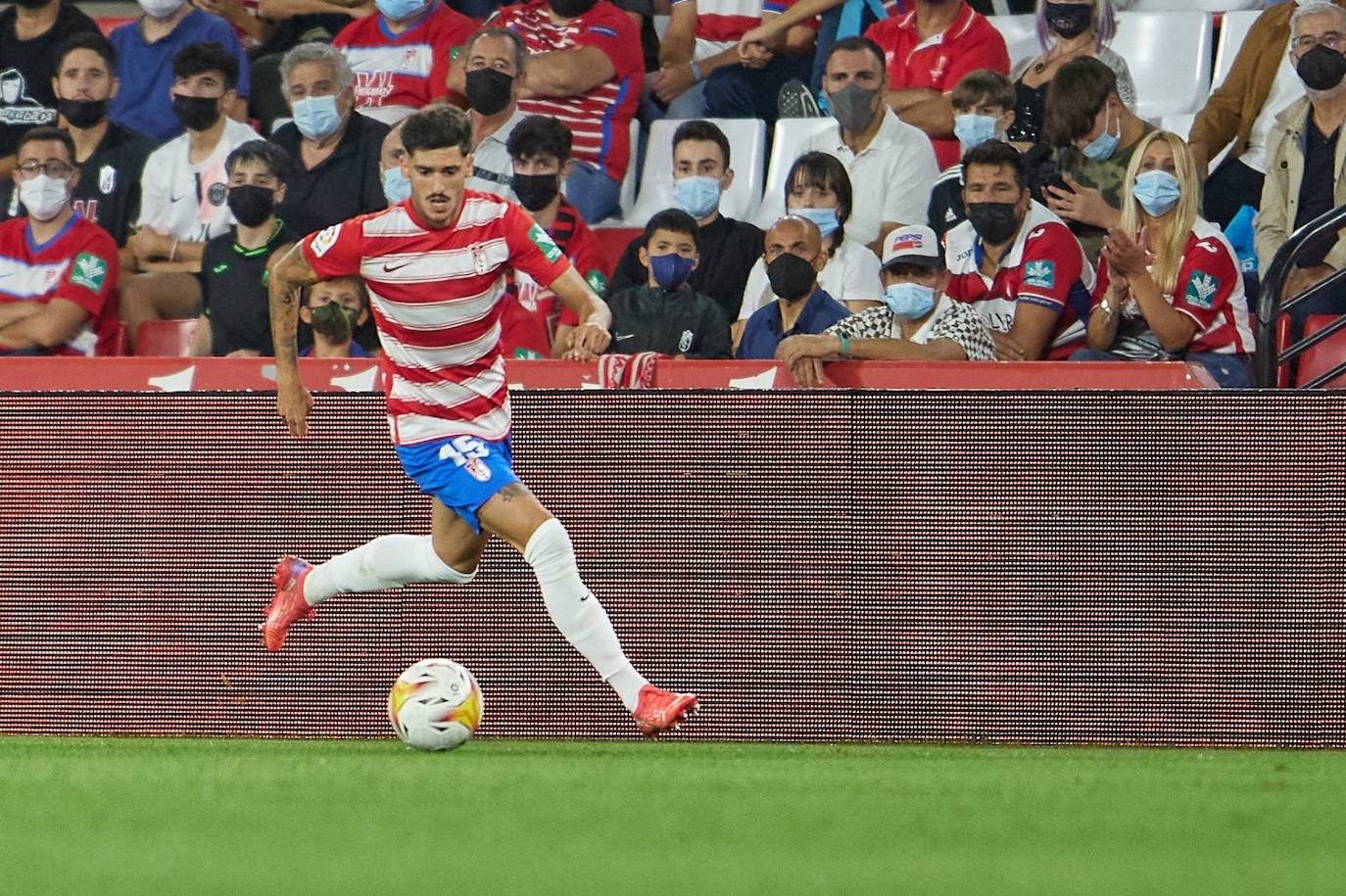 Fotos: Las mejores imágenes del Granada-Real Sociedad