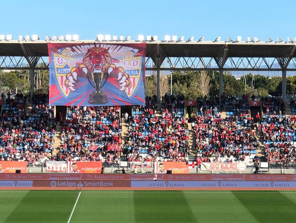 Las gradas del Estadio de los Juegos Mediterráneos antes de la pandemia. 