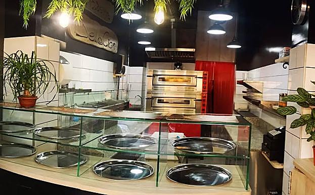 La pizzería ya se encuentra reformada y preparada para retomar la actividad. 