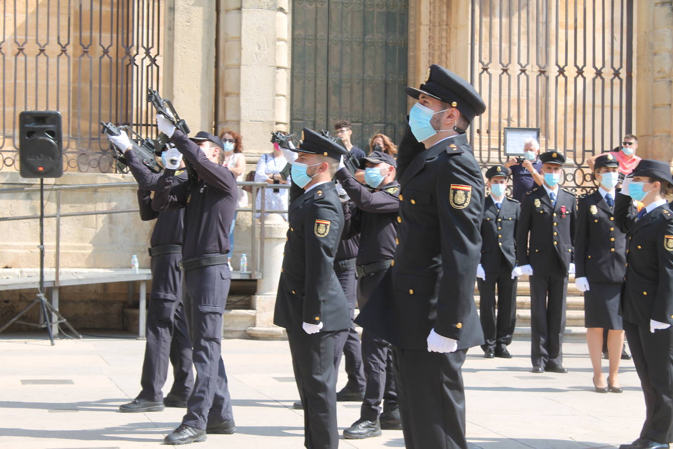 Fotos: Así ha sido el acto de la Policía Nacional en Jaén