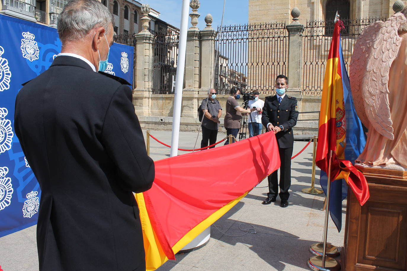 Fotos: Así ha sido el acto de la Policía Nacional en Jaén