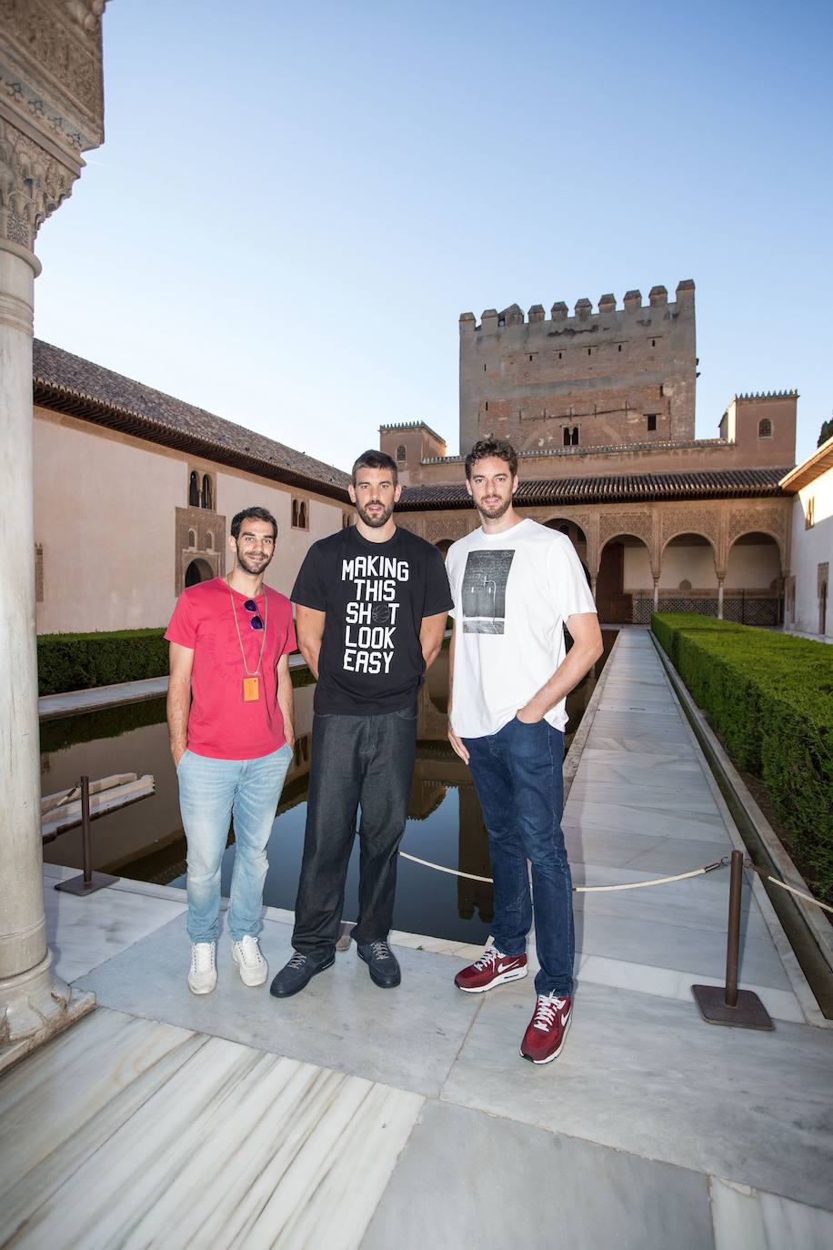 Fotos: Pau Gasol, un gigante asombrado por la Alhambra