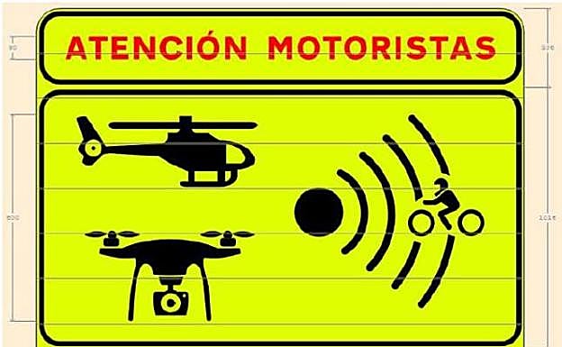 Señal que marca los tramos de riesgo para motoristas. 