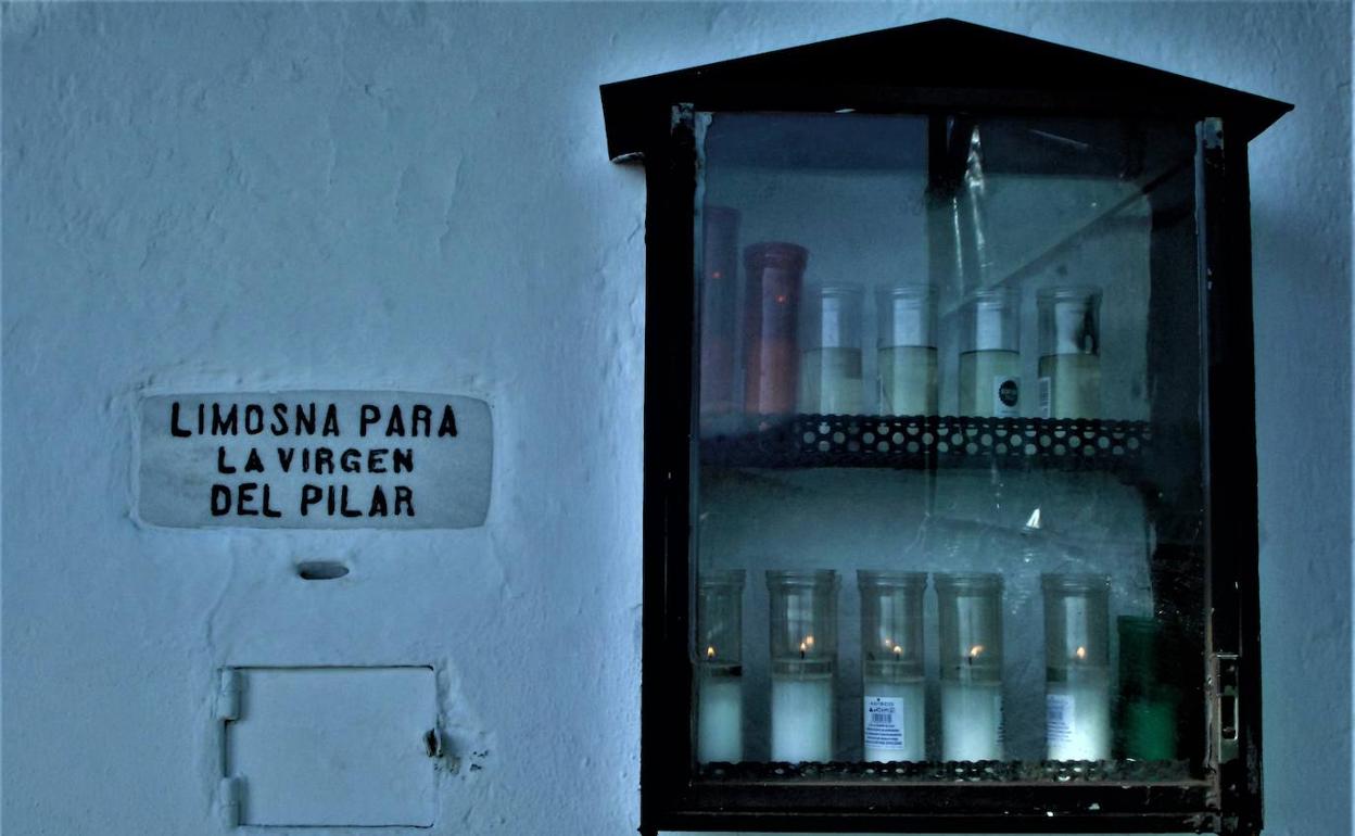 Roban las limosnas del cepo de la ermita de la Virgen del Pilar de Lanjarón