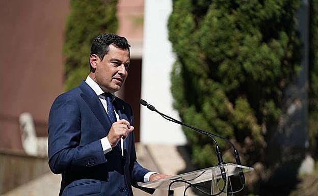 Moreno avanza que el Presupuesto 2022 rondará los 43.800 millones y aumentará la dotación a sanidad