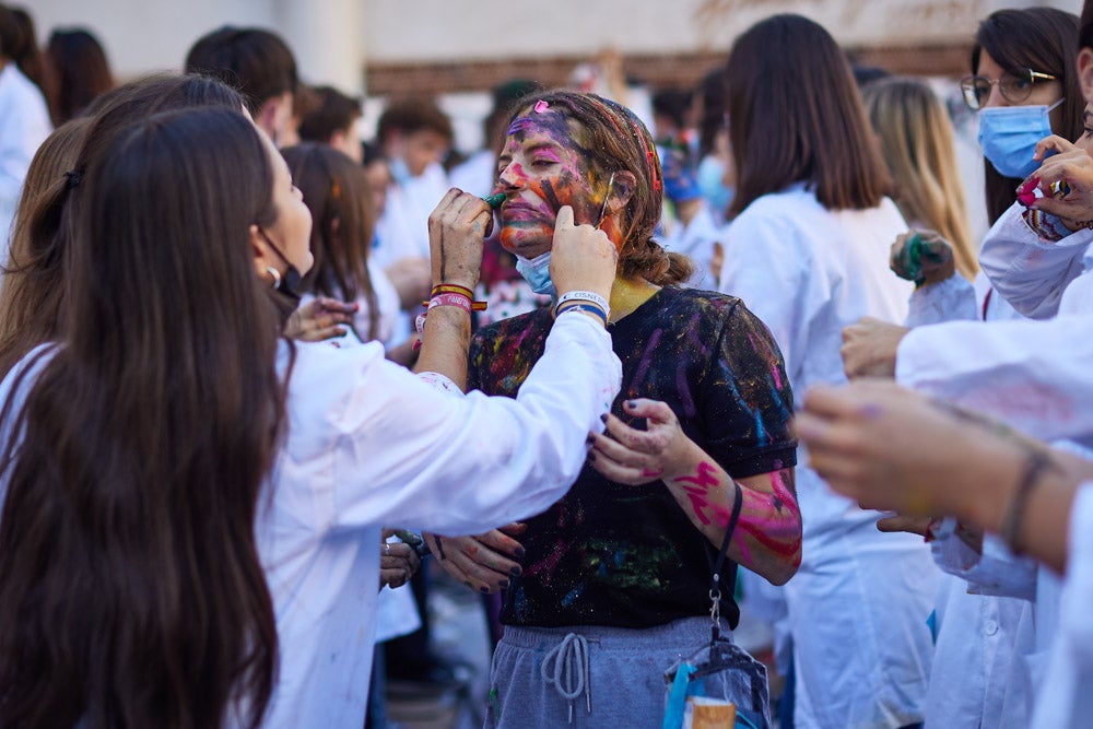 Los estudiantes han inspirado su ya tradicional festejo en una estética realacionada con las películas de 'Piratas del Caribe'