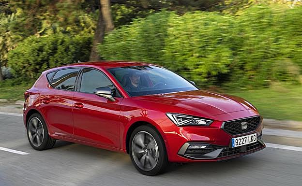 El nuevo Seat León E-Hybrid será el coche oficial de #TATGranada2021. 