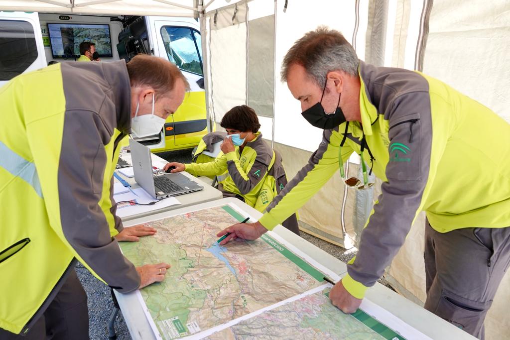 Dispositivo de búsqueda de un granadino desaparecido en el pantano de Canales