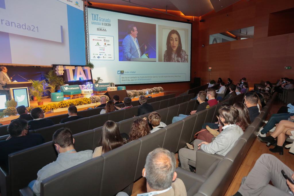 Sesión de la primera jornada de la novena edición del Talking About Twitter, que se celebra en Granada.
