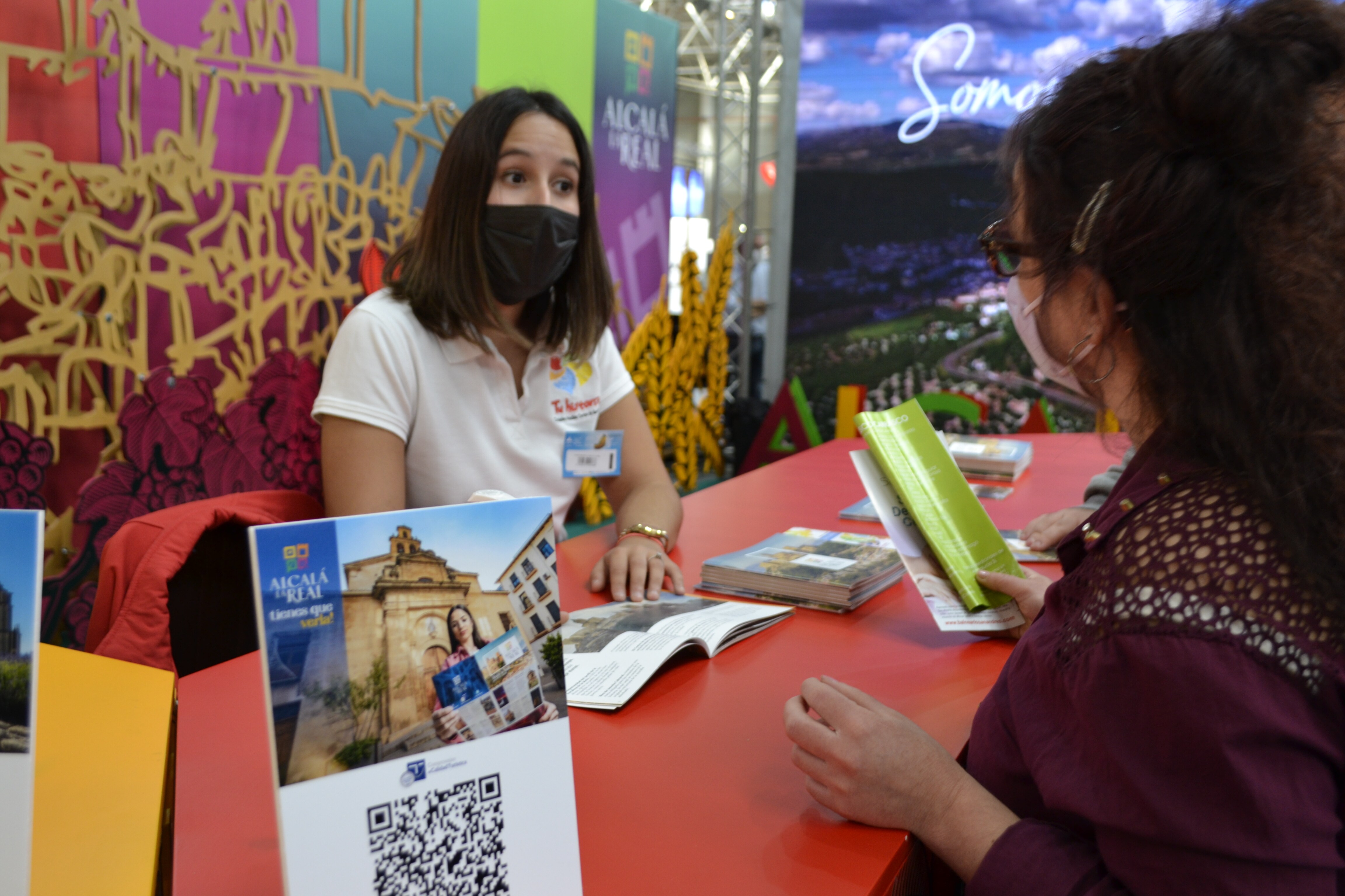 Los jienneses disfrutan de una nueva edición de la Feria de Turismo Interior.