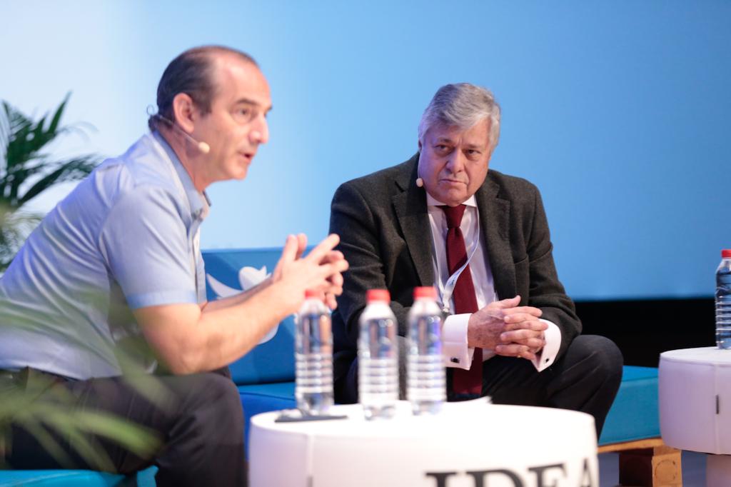 Javier Larrondo, presidente de Prisioners Defender, y Leopoldo López, eurodiputado del PP.