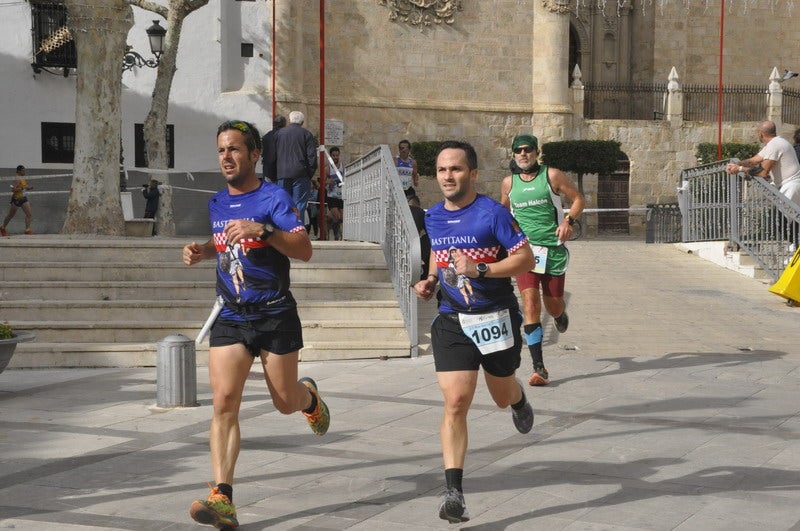 Participantes en la media maratón de Baza