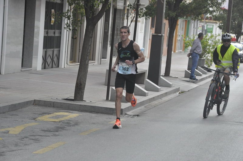 Participantes en la media maratón de Baza