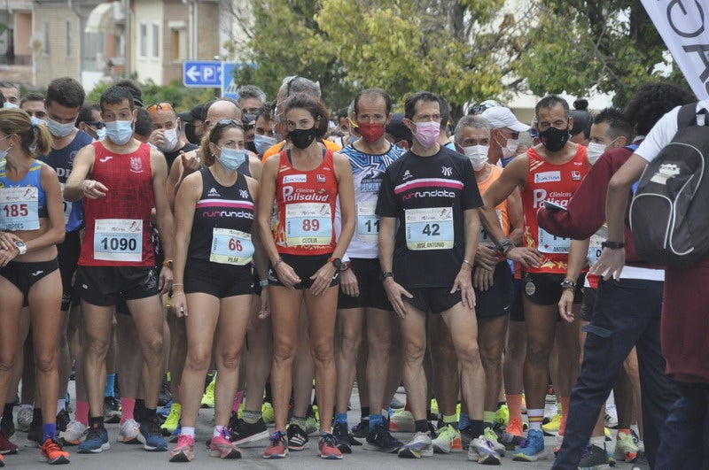 Participantes en la media maratón de Baza