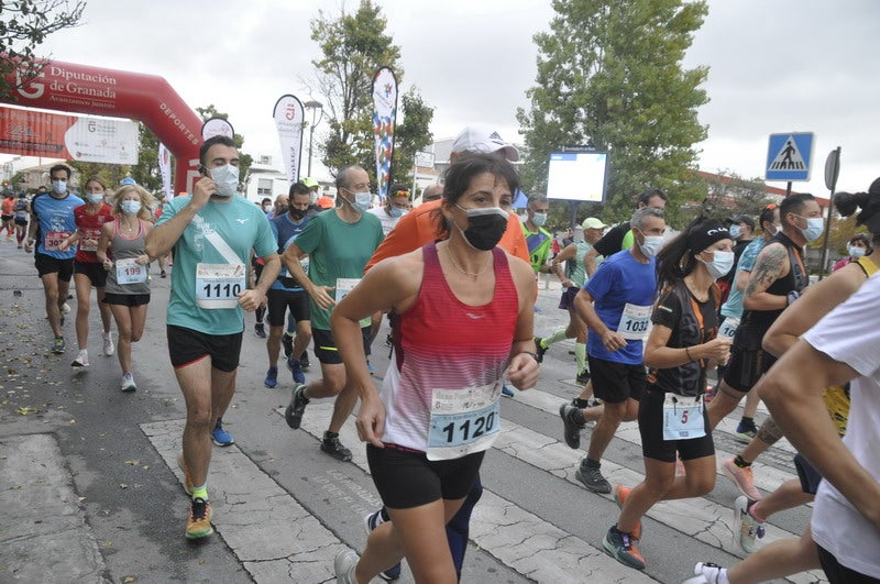 Participantes en la media maratón de Baza