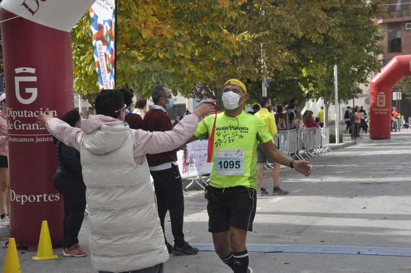 Participantes en la media maratón de Baza