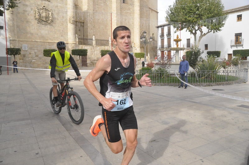 Participantes en la media maratón de Baza