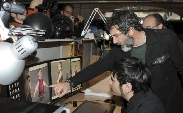 Junto a Antonio Banderas, en el estudio de Kandor. 