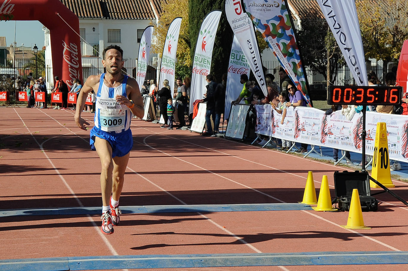 Los corredores, en la salida.